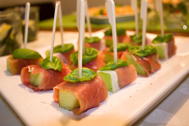 Wszystko, co musisz wiedzieć o finger food catering.